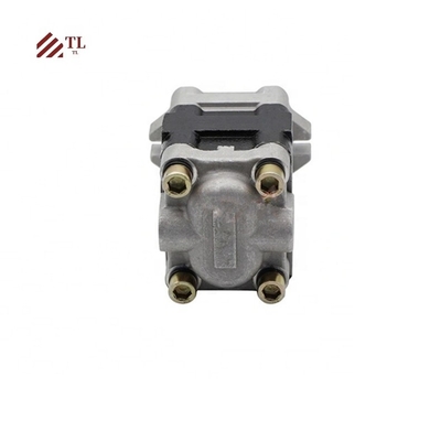 - PVD-2B-40 pompe pilote de la pelle hydraulique pompe principale PVD-2B-40 pompe à engrenages 172459-73511